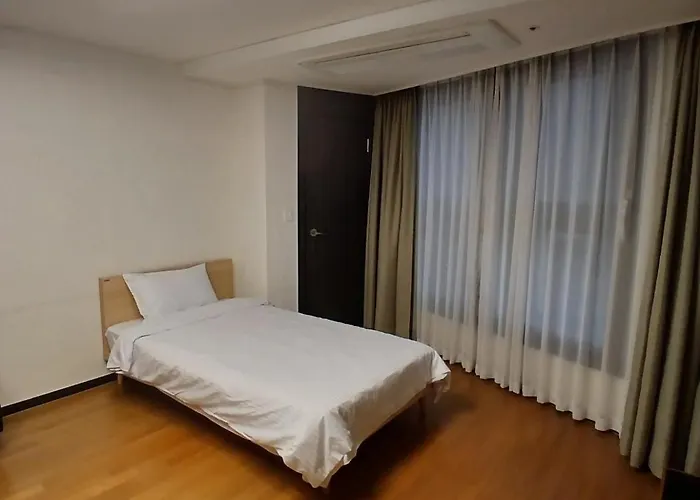 스테이18 Hotel Busan